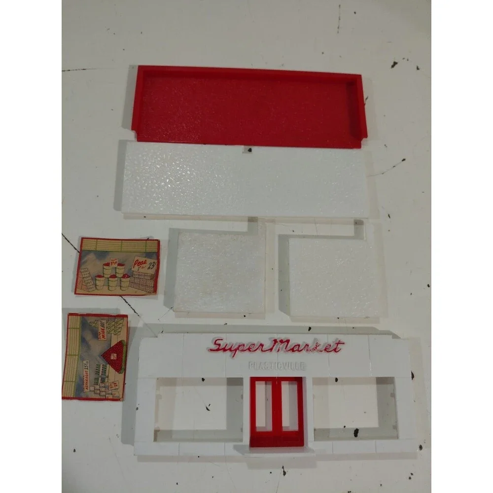 Plasticville O/S Gauge Model Railroad Scenery Super Market Store Building Kit